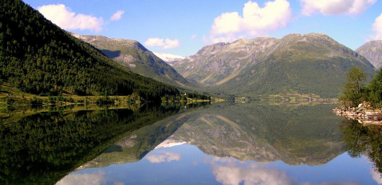 Mlodge - The Mountain Lodge Sogndal Exterior photo